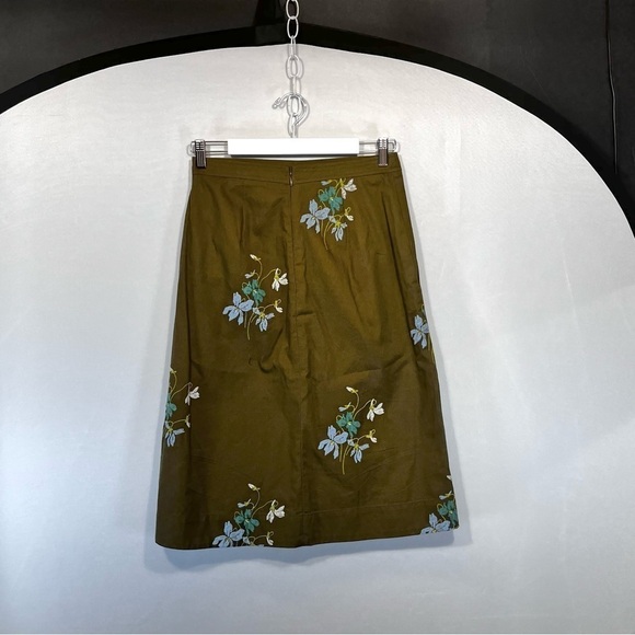 Ann Taylor Olive green Enbroidered A line lined Skirt pockets boho  size 2 - Picture 3 of 8